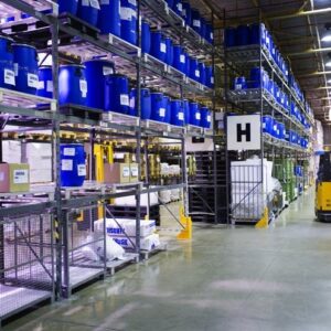 Unos laboratorios de Toledo y una empresa logística de Noblejas crearán 100 empleos con 4,6 millones de ayudas