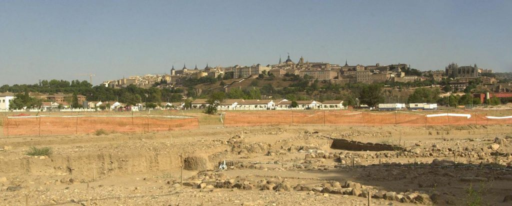 TO07. TOLEDO. 19-10-06. Imagen de archivo de los terrenos de la Vega Baja en la ciudad de Toledo. EFE/Jesús Carvajal