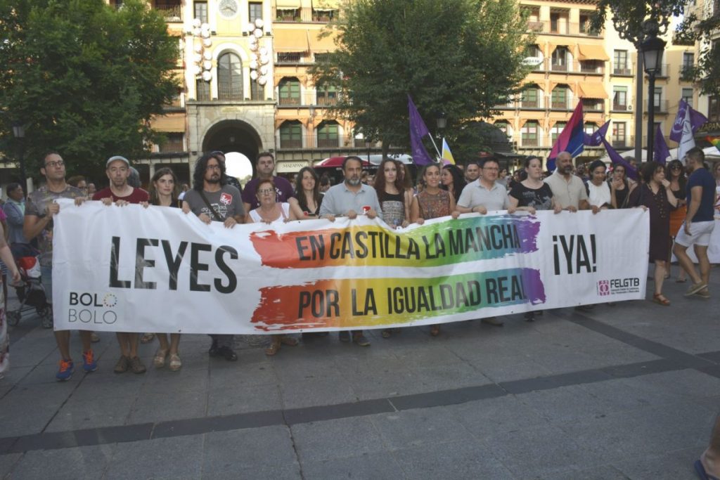 Imagen de la manifestación LGTBI Toledo Entiende 