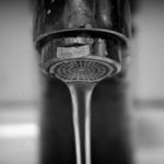 Barcience privatiza el agua con una cuota fija de 6 euros para los vecinos y dos tramos de consumo