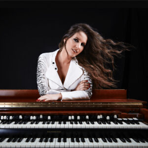 Campanas de boda para la cantante María Toledo: se casa el 13 de octubre en San Juan de los Reyes