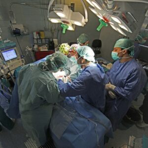 El Hospital de Toledo presenta en Ámsterdam los resultados de una nueva técnica de extracción de cálculos