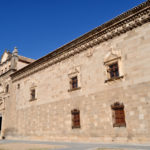 museo-de-santa-cruz-fachada