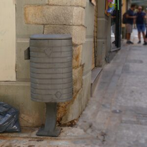 El Gobierno toledano sostiene que instalar contenedores en el Casco es "inviable" y que el reciclaje sería "puerta a puerta"