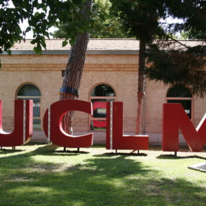 Convocan una huelga estudiantil para reclamar la ampliación de horarios de la biblioteca de Fábrica de Armas en exámenes