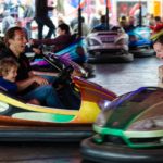 feria coches de choque