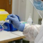Toledo registra 578 casos en 24 horas, la mitad del total regional y doce fallecidos