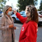 La alcaldesa de Toledo, confinada tras el positivo en COVID de su jefe de Gabinete