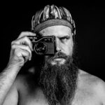 La exposición de fotografías '100 retratos' llega a las Cuevas de Hércules de Toledo