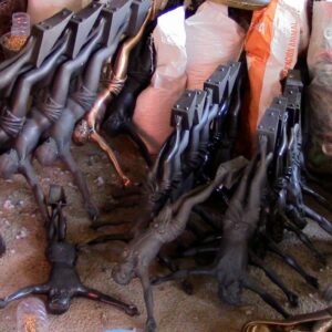 Detenido un matrimonio de Guadamur por los numerosos robos de crucifijos en cementerios de 21 municipios de Toledo