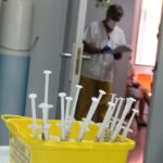 vacuna vacunacion sescam prueba pcr test covid coronavirus