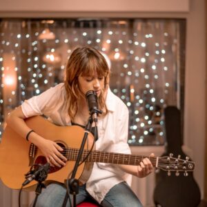 Nour publica 'Inhabitable', su primer disco basado en un nuevo sonido en la órbita del pop rock