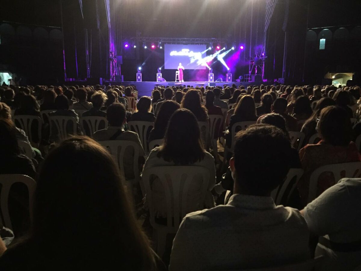 Críticas a la Semana de la Juventud de Toledo por incluir conciertos de pago y no espectáculos musicales abiertos