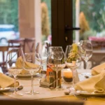restaurant-449952_960_720