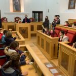 niños colegio infantil ayuntamiento salon pleno