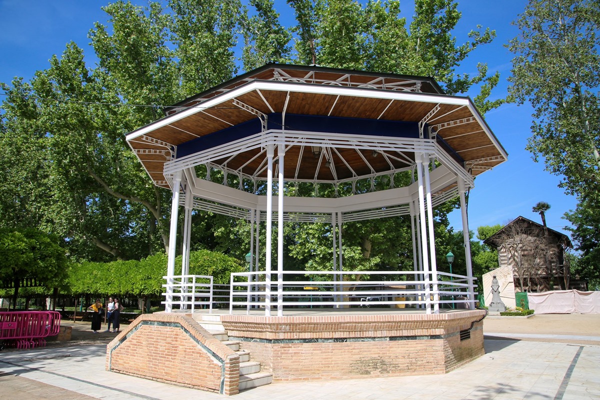 Templete del Parque de la Vega