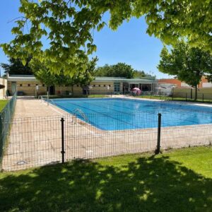 Ni convivientes ni hijos mayores de 25 años pueden acogerse este año al abono familiar de las piscinas de verano de Toledo