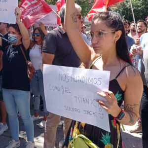 El balance de CCOO tras una semana de paros en Aernnova: "En vez de negociar como ordena la Ley, trata de boicotear la huelga"