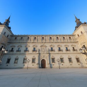 "Moscardó no estaba defendiendo el Alcázar": el "error" de la Junta sobre la historia del monumento toledano en la web de Cultura