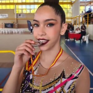 La torrijeña Alba Lobato, subcampeona en el campeonato regional de Gimnasia Rítmica