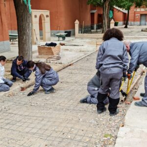 IU-Podemos afirma que la Junta de Comunidades estudiará su denuncia por presuntas irregularidades en los Planes de Empleo de Toledo