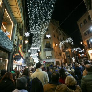 Comercios y vecinos del Casco Histórico de Toledo protestan por "el impacto del turismo" y la masificación en la ciudad