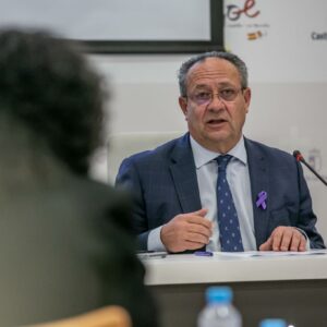 Nueva oferta de empleo público en Castilla-La Mancha con 5.900 plazas, "la mas importante de la historia"