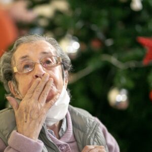 El Ayuntamiento de San Bartolomé de las Abiertas, ejemplo de cómo cuidar a las personas mayores más allá de las competencias municipales