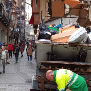 IU-Podemos Toledo rechaza la modificación presupuestaria del contrato de recogida de basura y limpieza por "falta" de mejoras laborales