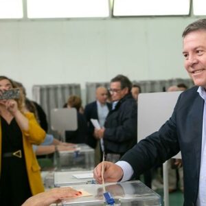 Page revalida su mayoría absoluta: Castilla-La Mancha se queda como 'bastión' rojo del PSOE