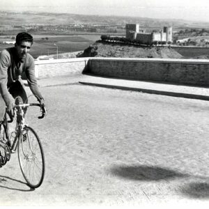 Homenaje a Bahamontes en la VI Marcha Ciclista Menasalbas-Montes de Toledo