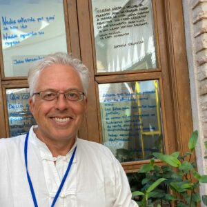 El "monstruo" de la extrema derecha se cuela en el Festival de Poesía Voix Vives