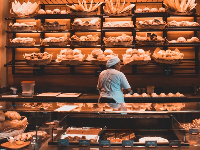 Sentencia firme para una panadera de Toledo afectada por migrañas: ratifica la incapacidad absoluta con el sueldo completo