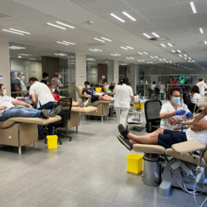 El Centro Regional de Transfusión acoge el tradicional Maratón Navideño de Donación de Sangre