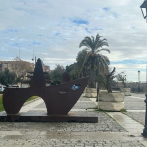 Las 'Esculturas Monumentales' de Juan Méjica se exponen a orillas del Tajo en Talavera