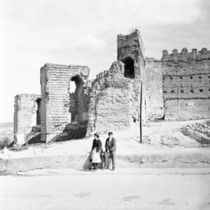 La arquitectura de Toledo en los años 60 y 70 bajo la mirada de Carlos Flores, a golpe de clic en la Real Fundación