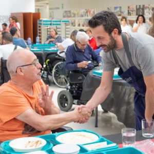 Gastronomía saludable con reconocidos chefs en Parapléjicos para desterrar "los chascarrillos sobre la comida de hospital"