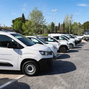 Tagus estrena nuevos vehículos en Toledo tras perder parte de su flota en la DANA