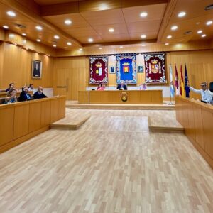 El PP abandona a sus socios de gobierno de Vox en Talavera y se une al PSOE para apoyar al colectivo LGTBI