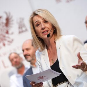 Inés Cañizares (Vox) no rechaza ir en la lista de Velázquez como independiente: "No me voy a ir al PP, ni hoy ni nunca"