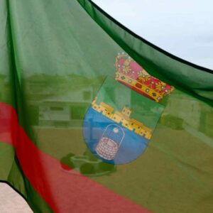 El municipio de Casasbuenas ya tiene bandera oficial