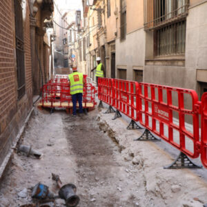 Una nueva ordenanza permitirá elegir empresas en Toledo cuando se realicen zanjas en el espacio público