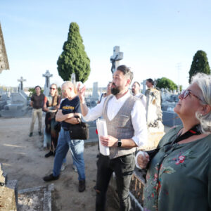 Talavera impulsa rutas guiadas al cementerio para dar a conocer su "importante patrimonio funerario"