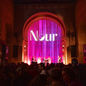 La toledana Nour llena el Círculo de Arte con la presentación de 'Inhabitable', su primer disco