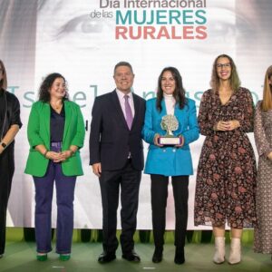 El papel de las mujeres en el ámbito rural de Castilla-La Mancha: “Sin nosotras no hay vida en nuestros pueblos"