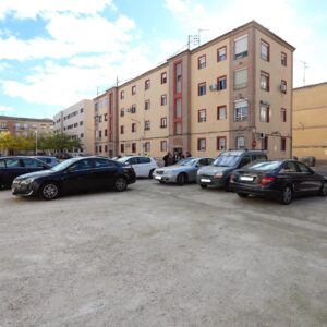 El plan urbanístico de la calle Navidad se modifica para levantar 40 viviendas en la zona que se usa como aparcamiento