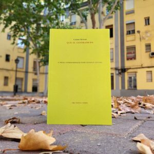 La librería Hojablanca acoge la presentación de 'Que se contradicen', un poemario de Carmen Rotger