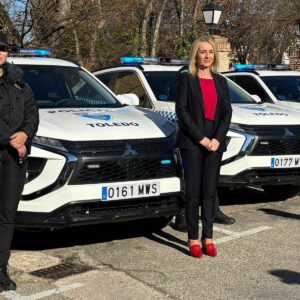 La Policía Local de Toledo estrena tres pistolas táser de largo alcance y cinco vehículos híbridos