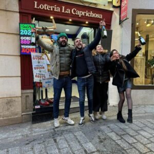 El tercer premio de la Lotería de Navidad llega a Toledo, Talavera de la Reina, Mocejón y Cebolla