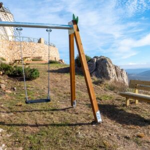 Los Yébenes refuerza su atractivo turístico con un nuevo mirador a los pies del molino de Tío Zacarías